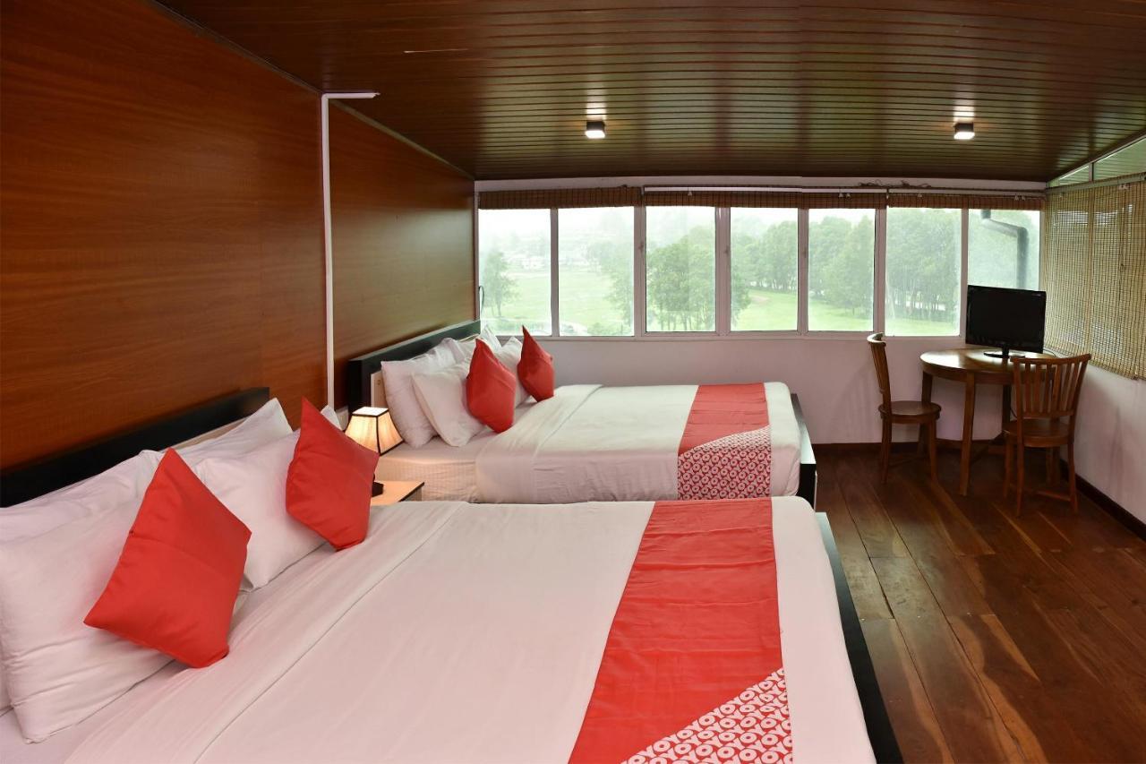 Oyo 430 The Turf Villa Нувара-Елія Екстер'єр фото